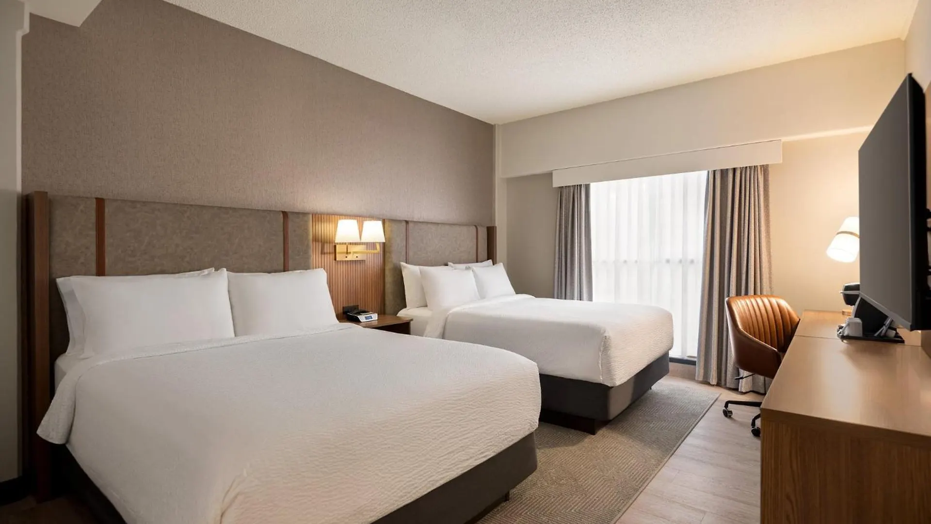Holiday Inn & Suites Vancouver Downtown By Ihg Hotel