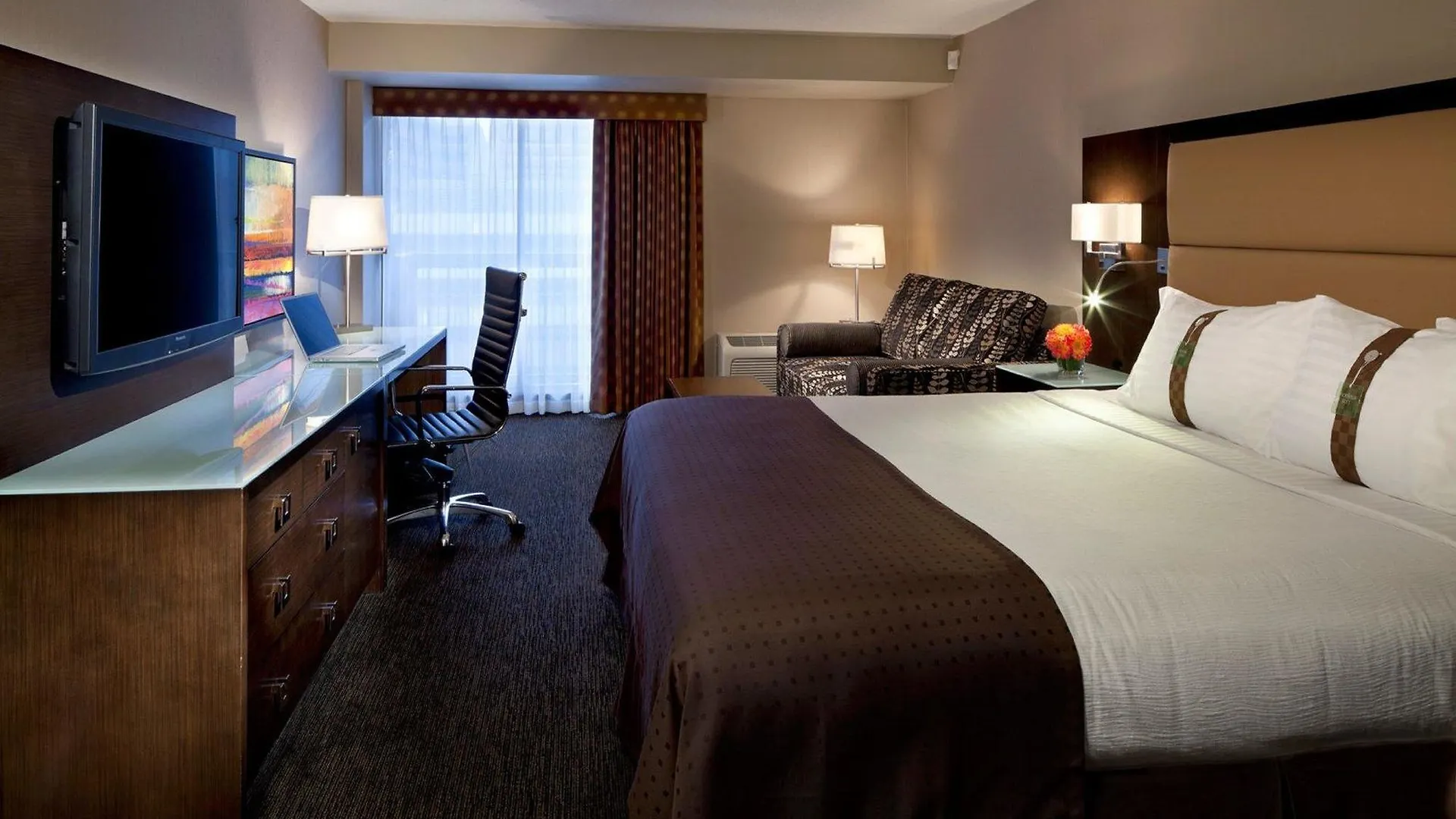 *** Hotel Holiday Inn & Suites Vancouver Downtown By Ihg Kanada