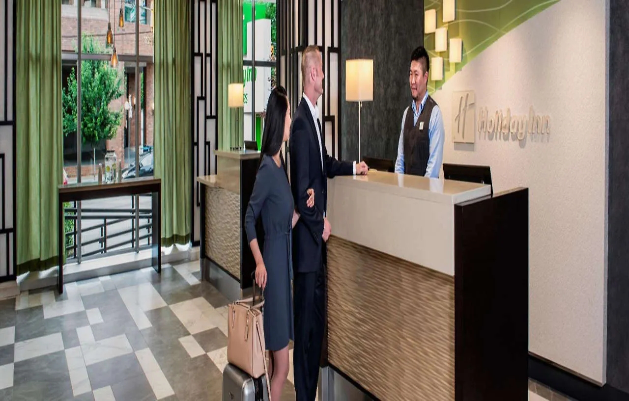 Holiday Inn & Suites Vancouver Downtown By Ihg